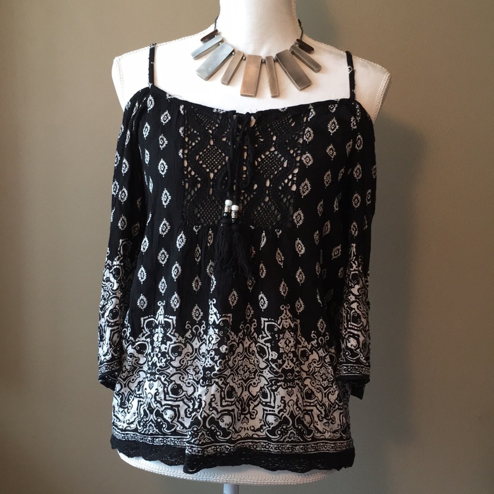 On or off the shoulder printed top